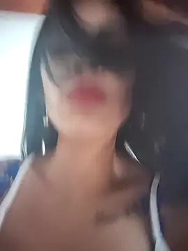 Astrid-- online show from November 4, 2025, 7:28 pm