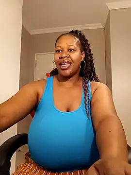 bustylisa1983 online show from March 17, 2025, 5:45 am