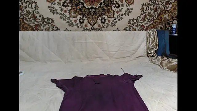 Snapshot of AlanStrongs chatting on June 3, 2026, 2:29 pm AlanStrongs online show from June 3, 2026, 2:29 pm