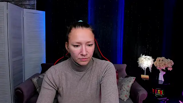 Snapshot of SarahCoksss chatting on November 5, 2025, 12:03 am SarahCoksss online show from November 5, 2025, 12:03 am