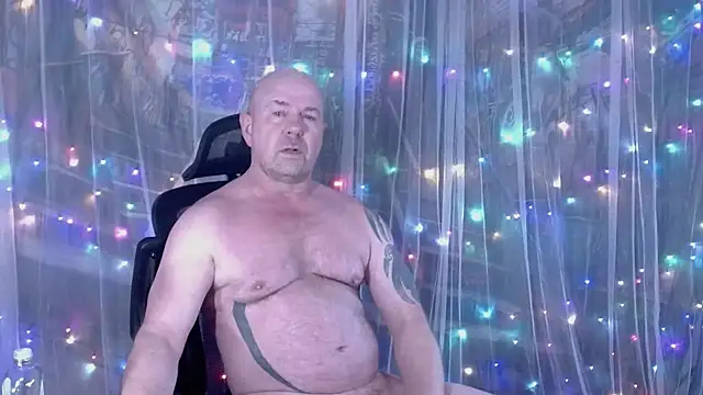 ManlyPrisonGuy online show from December 21, 2025, 2:19 pm