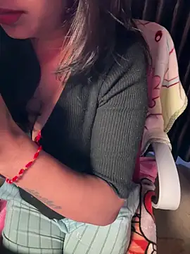 sexy-simmy online show from March 9, 2026, 7:28 pm