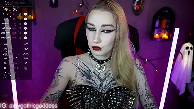 amywhitenessxx online show from October 14, 2025, 9:54 am