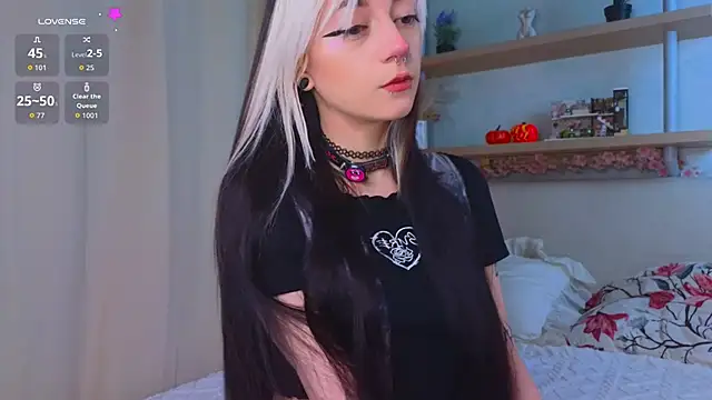 TristaRoht online show from October 28, 2025, 3:11 pm