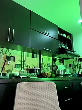 Snapshot of Mau_White chatting on September 8, 2025, 11:26 pm Mau White online show from September 8, 2025, 11:26 pm