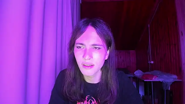 fcherthth online show from December 15, 2024, 8:25 pm