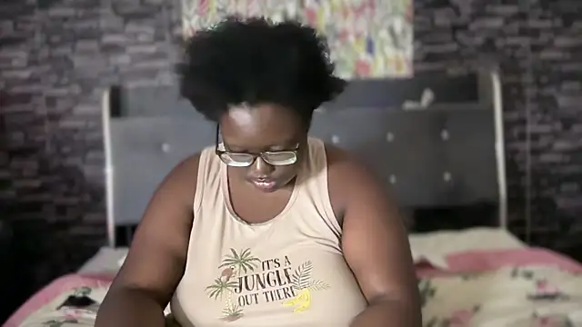 Yagurl  west online show from October 2, 2025, 7:23 am