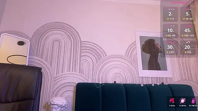 Snapshot of viviann_evans chatting on December 1, 2025, 1:50 am viviann evans online show from December 1, 2025, 1:50 am