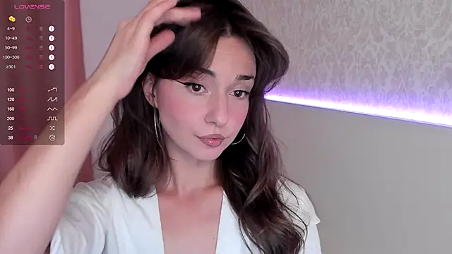 Snapshot of XYour_CharmX chatting on September 14, 2025, 1:33 pm XYour CharmX online show from September 14, 2025, 1:33 pm