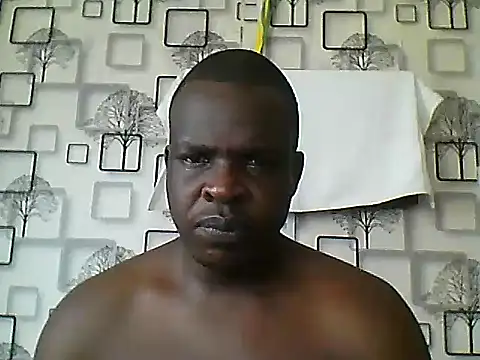 Snapshot of Chumba_001 chatting on October 6, 2025, 6:03 am Chumba 001 online show from October 6, 2025, 6:03 am