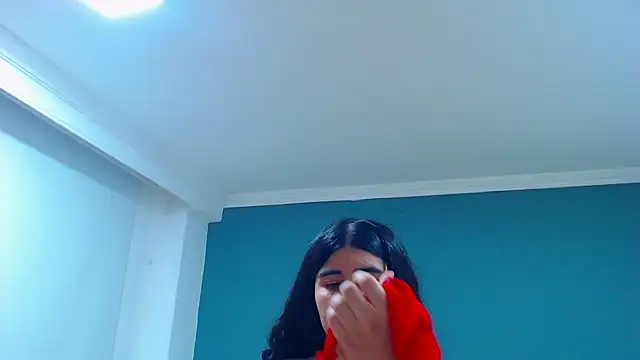 danna- roouss online show from February 2, 2026, 11:37 pm