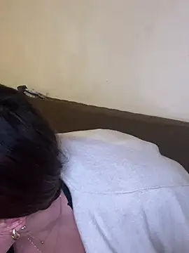 Snapshot of Novababy18 chatting on January 22, 2025, 10:15 pm Novababy18 online show from January 22, 2025, 10:15 pm