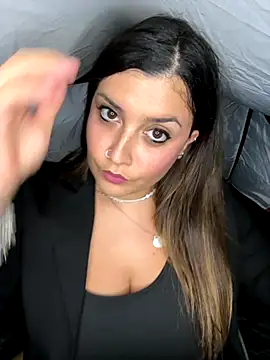 Snapshot of Novababy18 chatting on October 13, 2025, 9:38 pm Novababy18 online show from October 13, 2025, 9:38 pm