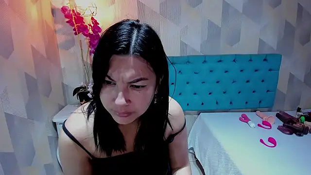 Snapshot of AdaFawxx chatting on January 9, 2026, 4:19 am AdaFawxx online show from January 9, 2026, 4:19 am