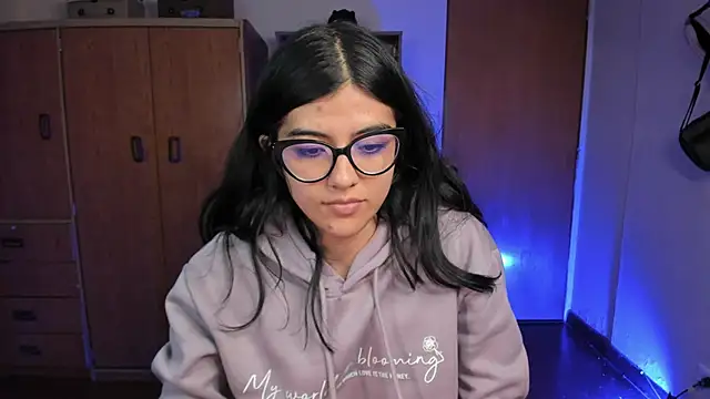 Snapshot of valerie__skyy chatting on January 24, 2025, 4:48 am valerie skyy online show from January 24, 2025, 4:48 am