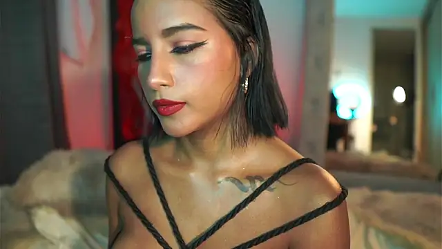 JulietaWinona online show from March 29, 2026, 8:43 pm