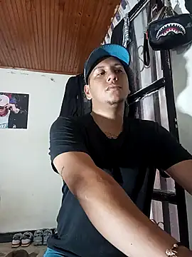 Snapshot of Peterking11 chatting on January 19, 2026, 11:36 am Peterking11 online show from January 19, 2026, 11:36 am