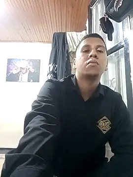 Snapshot of Peterking11 chatting on February 4, 2026, 8:20 am Peterking11 online show from February 4, 2026, 8:20 am