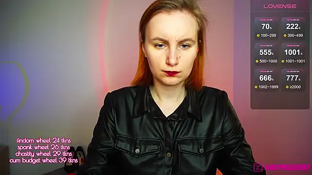 Snapshot of RandyCherry chatting on December 17, 2025, 3:17 pm RandyCherry online show from December 17, 2025, 3:17 pm