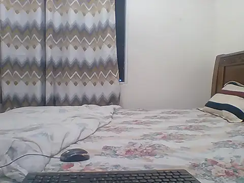 Snapshot of sexy__candyy chatting on November 21, 2025, 7:24 pm sexy candyy online show from November 21, 2025, 7:24 pm