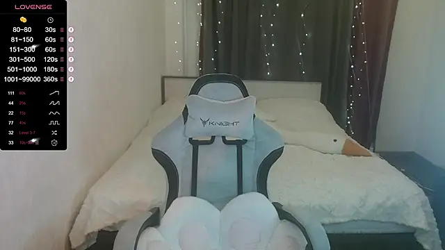 Snapshot of BlackyKitt chatting on December 13, 2024, 5:43 pm BlackyKitt online show from December 13, 2024, 5:43 pm