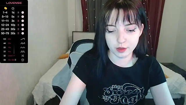 Snapshot of BlackyKitt chatting on December 20, 2024, 4:46 pm BlackyKitt online show from December 20, 2024, 4:46 pm