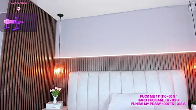 Ashleyy23x online show from February 27, 2026, 7:57 pm