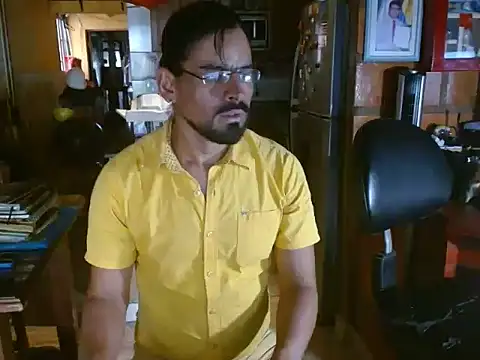 Dr Pocholate84 online show from June 23, 2026, 7:23 pm