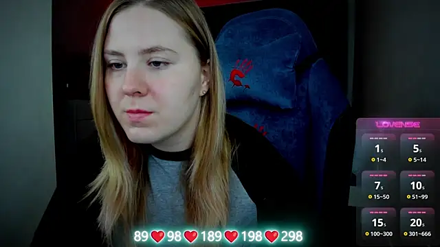 Olivia Munk online show from November 1, 2025, 4:08 am