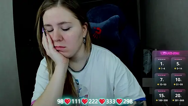 Olivia Munk online show from February 20, 2026, 3:36 am