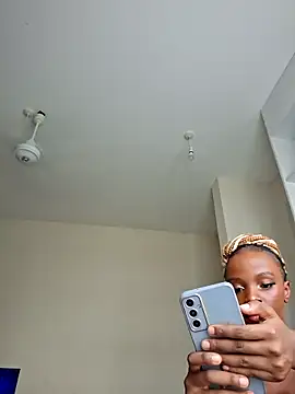 Snapshot of Kamdollie chatting on February 25, 2026, 6:57 am Kamdollie online show from February 25, 2026, 6:57 am