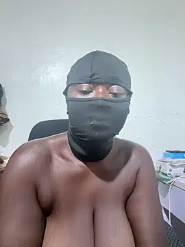 sweet1111 online show from March 27, 2026, 8:26 am