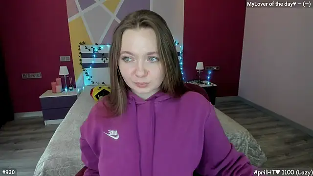 Snapshot of LizaGost chatting on April 18, 2026, 11:45 am LizaGost online show from April 18, 2026, 11:45 am