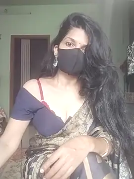 Snapshot of Shuttii_25 chatting on September 12, 2025, 4:23 am Shuttii 25 online show from September 12, 2025, 4:23 am