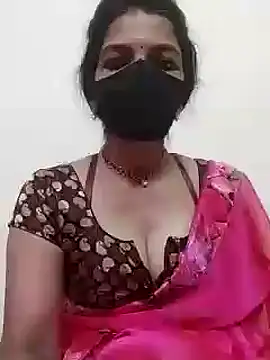 Snapshot of Shuttii_25 chatting on December 24, 2024, 5:27 am Shuttii 25 online show from December 24, 2024, 5:27 am