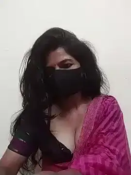 Snapshot of Shuttii_25 chatting on January 29, 2025, 6:01 am Shuttii 25 online show from January 29, 2025, 6:01 am