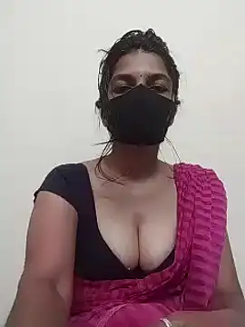 Snapshot of Shuttii_25 chatting on March 1, 2025, 6:00 pm Shuttii 25 online show from March 1, 2025, 6:00 pm