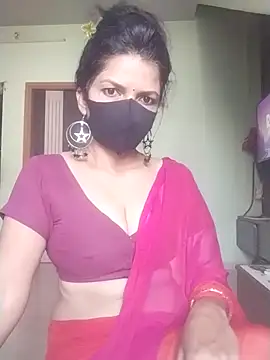 Snapshot of Shuttii_25 chatting on November 11, 2025, 4:29 am Shuttii 25 online show from November 11, 2025, 4:29 am