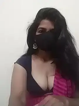 Snapshot of Shuttii_25 chatting on February 6, 2025, 5:25 am Shuttii 25 online show from February 6, 2025, 5:25 am