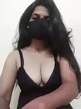 Snapshot of Shuttii_25 chatting on January 19, 2025, 11:12 am Shuttii 25 online show from January 19, 2025, 11:12 am