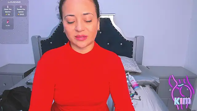 Snapshot of Perverse_Kim chatting on January 1, 2025, 10:43 am Perverse Kim online show from January 1, 2025, 10:43 am