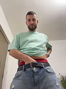 ElChapoGuzman95 online show from February 9, 2026, 8:40 pm