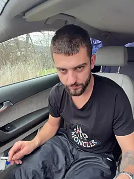 ElChapoGuzman95 online show from November 27, 2025, 7:31 am