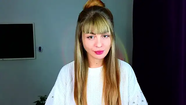 Snapshot of _comefeelme_ chatting on November 21, 2025, 5:45 pm comefeelme online show from November 21, 2025, 5:45 pm