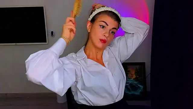 Snapshot of _comefeelme_ chatting on November 3, 2025, 5:38 pm comefeelme online show from November 3, 2025, 5:38 pm