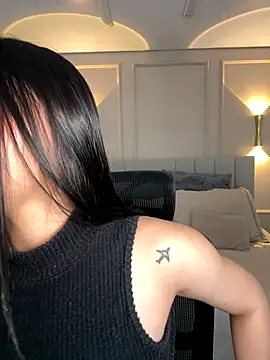 Snapshot of Miss_blue69 chatting on November 28, 2025, 1:50 am Miss blue69 online show from November 28, 2025, 1:50 am