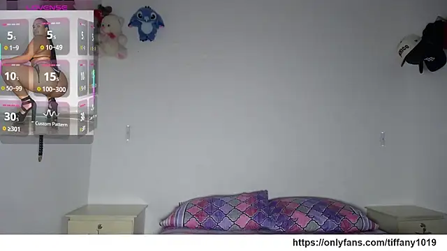 Snapshot of tiffany__pink chatting on February 24, 2026, 1:28 am tiffany pink online show from February 24, 2026, 1:28 am