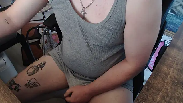 sweetsmile93 online show from November 15, 2025, 10:52 am