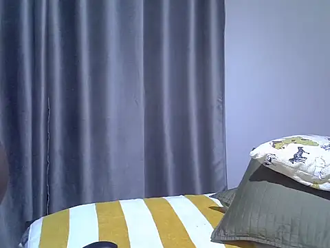 East queen online show from November 2, 2025, 8:58 pm