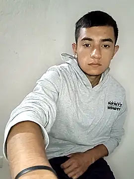 Snapshot of Thick_Cock chatting on November 2, 2025, 4:06 am Thick Cock online show from November 2, 2025, 4:06 am